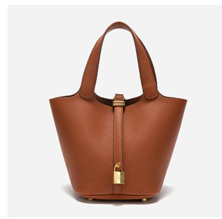 Elara Minimalist Shoulder Bag - Brown