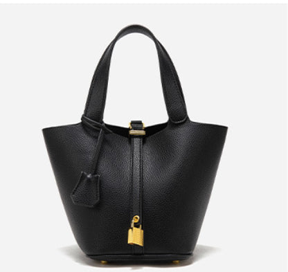 Elara Minimalist Shoulder Bag - Brown