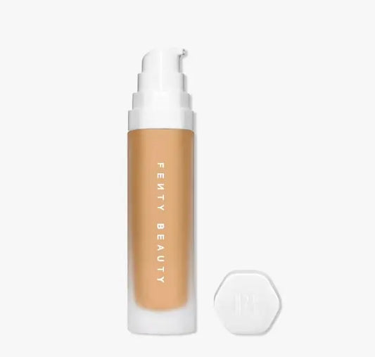 Fenty Beauty SoftLit Naturally Luminous Hydrating Foundation, Shade 250 (Warm Golden) 32ml
