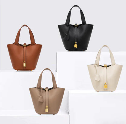 Elara Minimalist Shoulder Bag - Brown