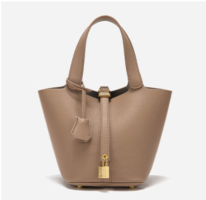 Elara Minimalist Shoulder Bag - Brown